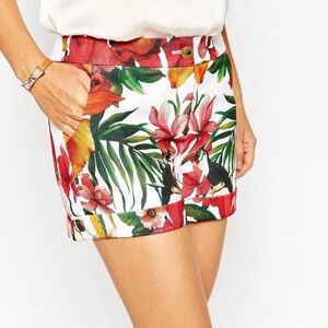 Ted Baker size 1 Quellia Toucan shorts